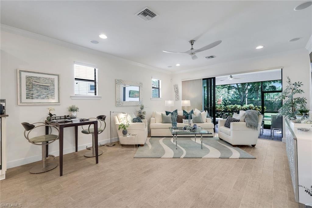 16345 Camden Lakes CIR
