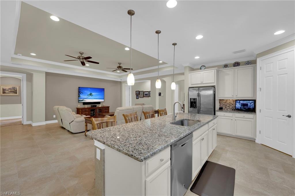8720 Westwood Oaks PL photo 7