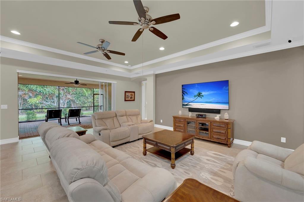 8720 Westwood Oaks PL