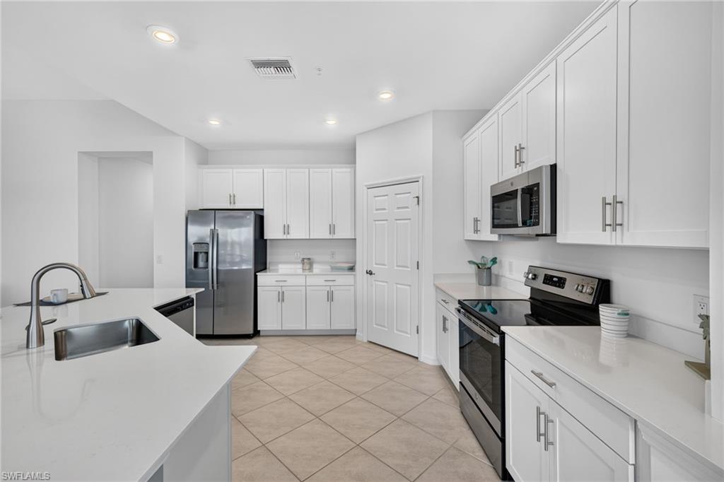 12051 Santaluz DR 201 photo 9