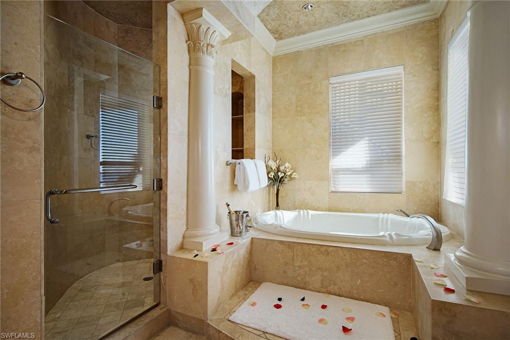 Primary Suite Bathroom with Soaking tub