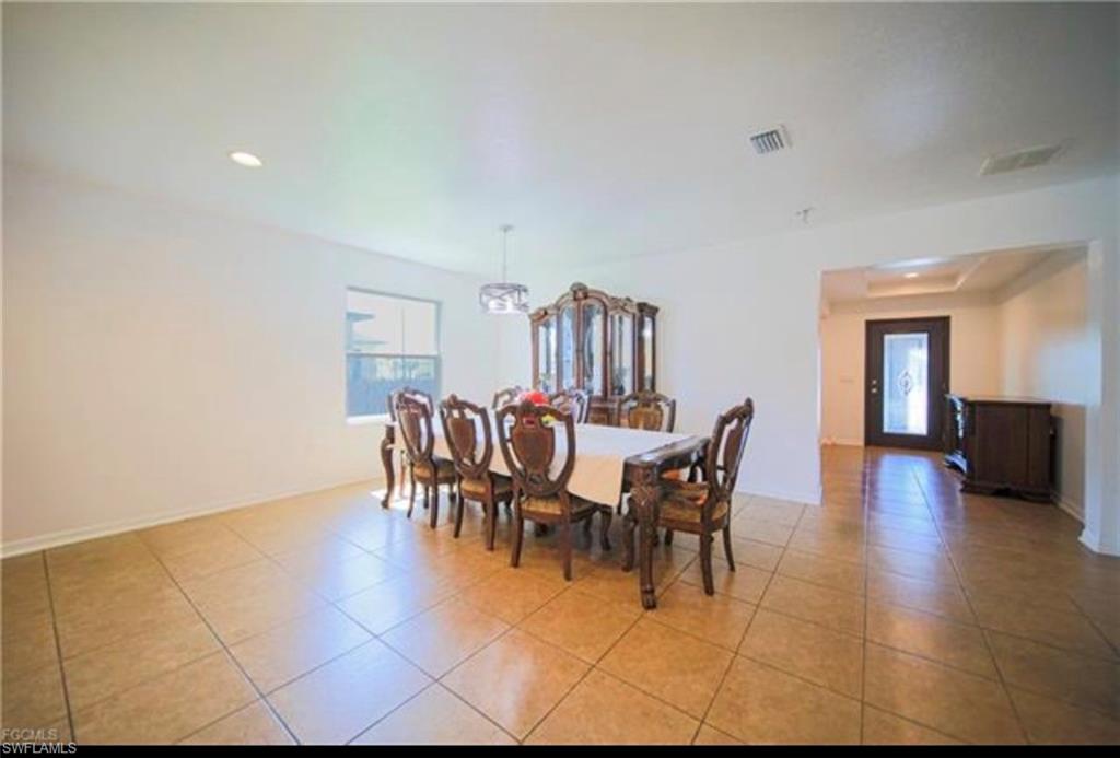 spacious to gather family