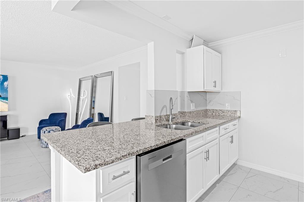 3225 E Riverside DR 34C photo 10