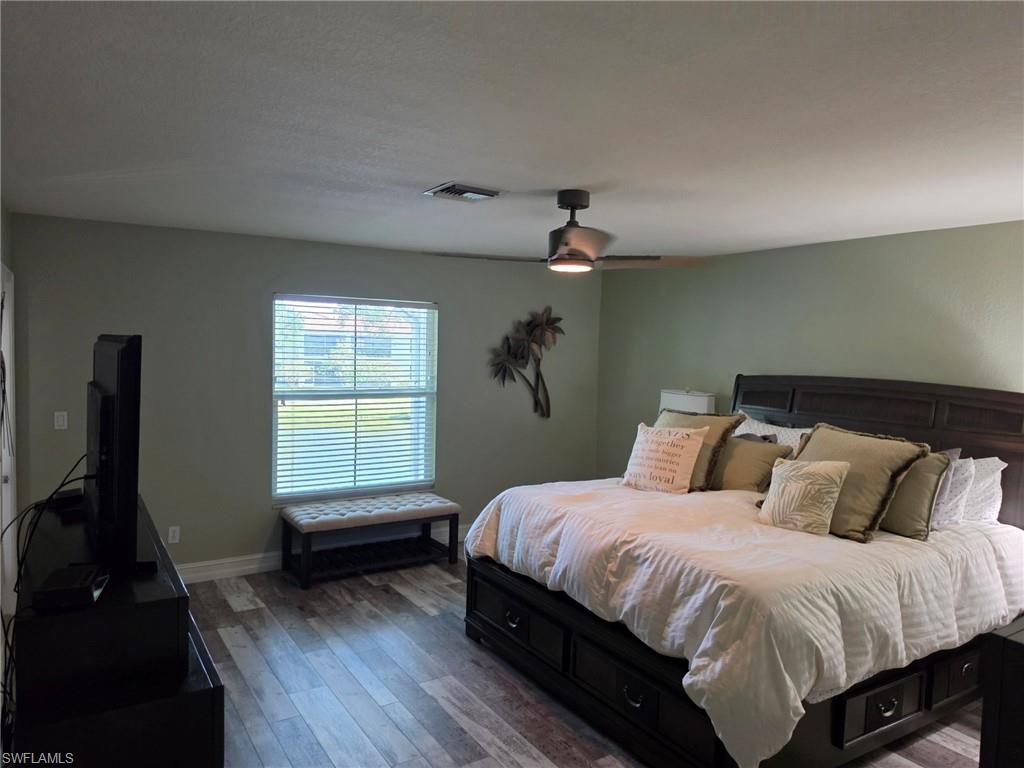 200 Diamond CIR 202 photo 12