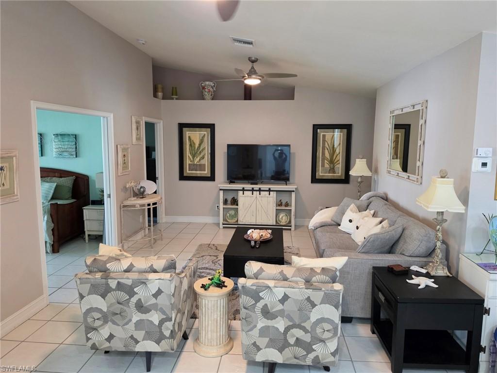 200 Diamond CIR 202