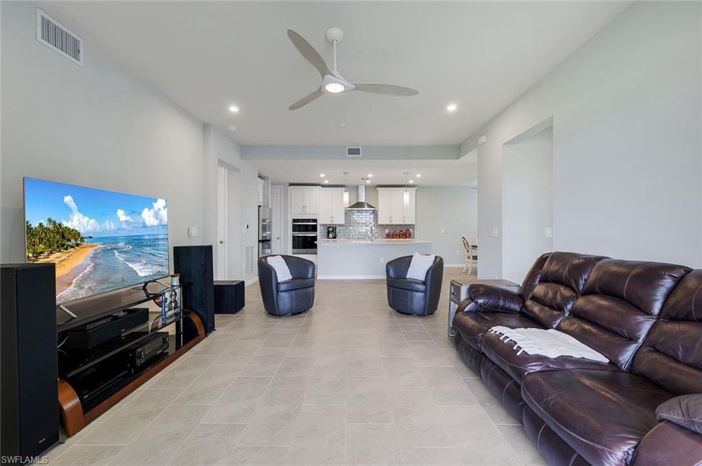 4563 Arboretum CIR 101 photo 6