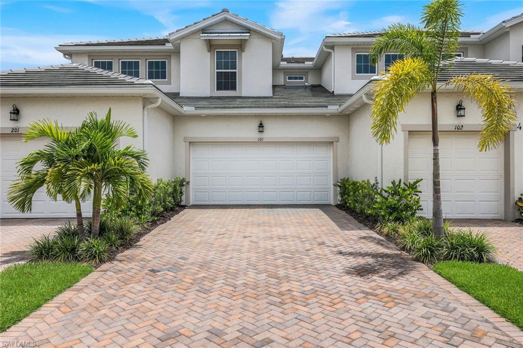 4563 Arboretum CIR 101