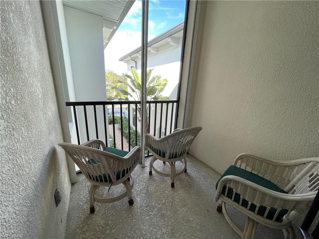2377 Ravenna BLVD 202 photo 23