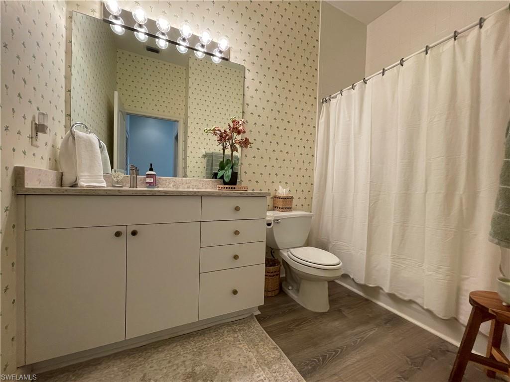 2377 Ravenna BLVD 202 photo 24