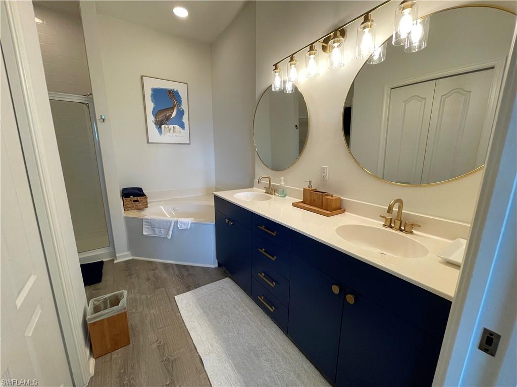 2377 Ravenna BLVD 202 photo 19