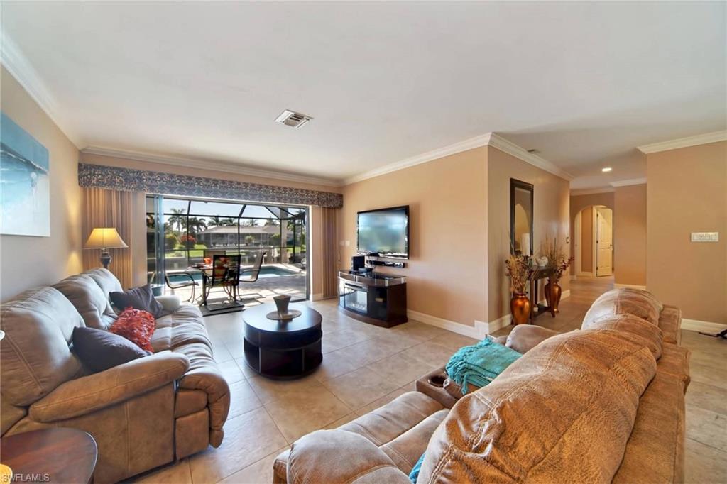 1704 Savona PKWY