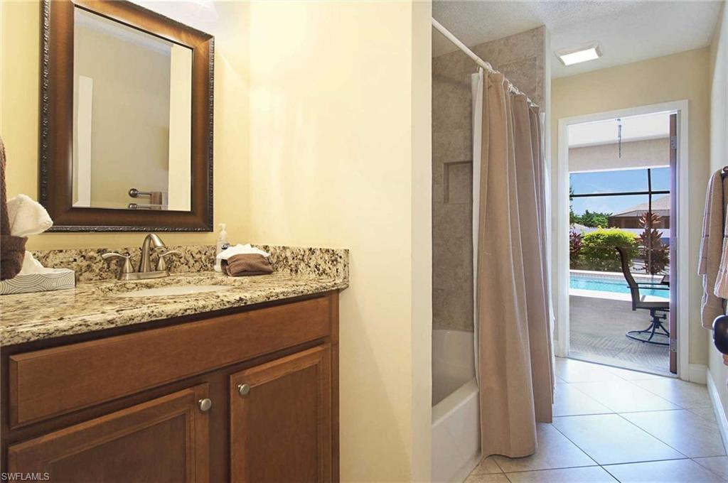 1403 SW 40th TER photo 13