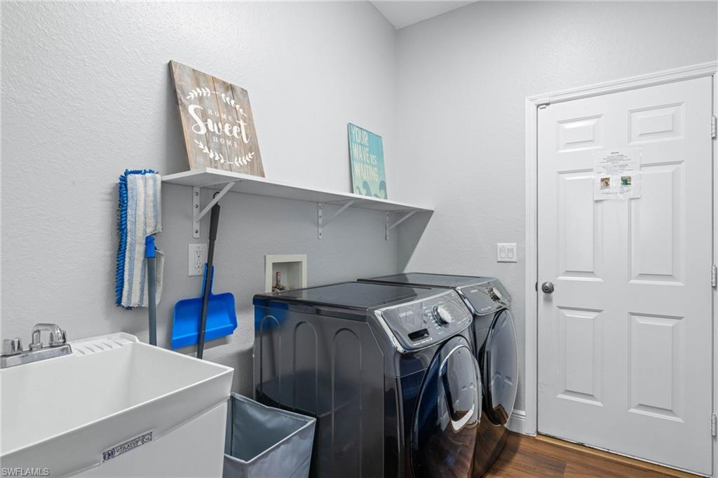 1049 NW 38th PL photo 30