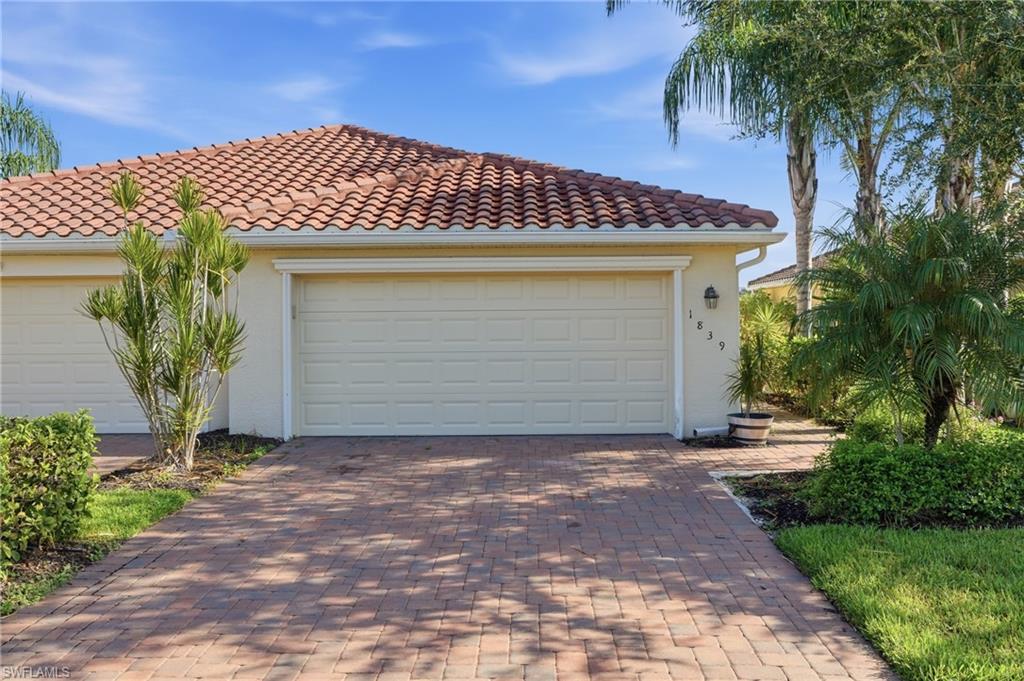 1839 Alameda DR