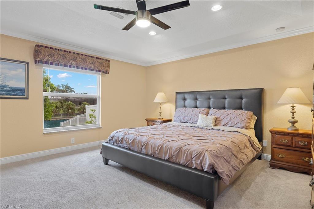Primary bedroom w/ King size bed