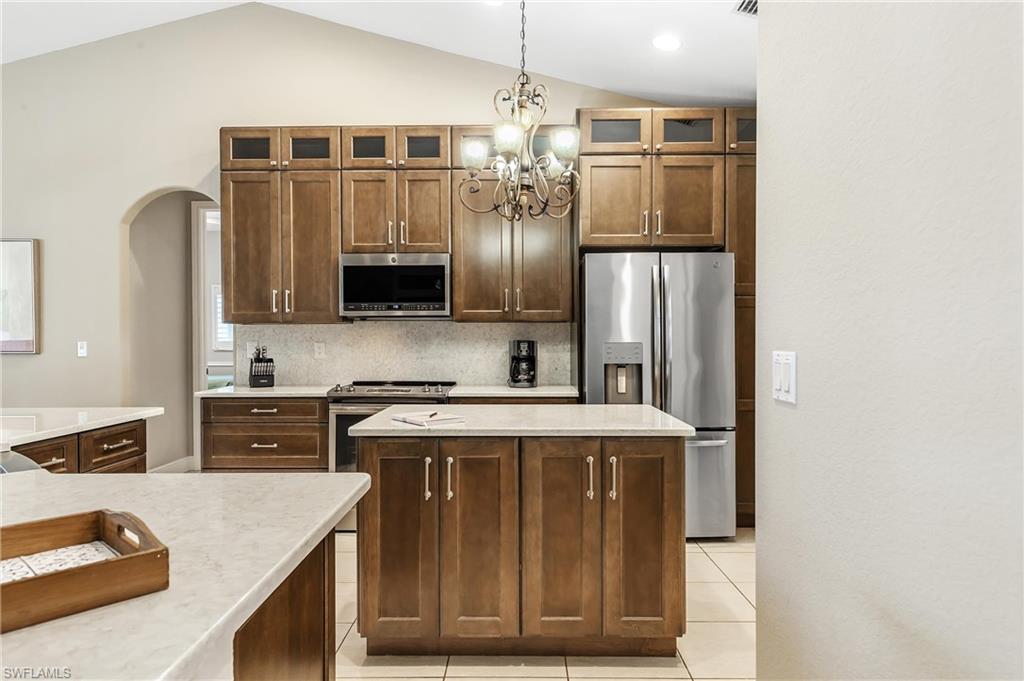 Kitchen with Island
