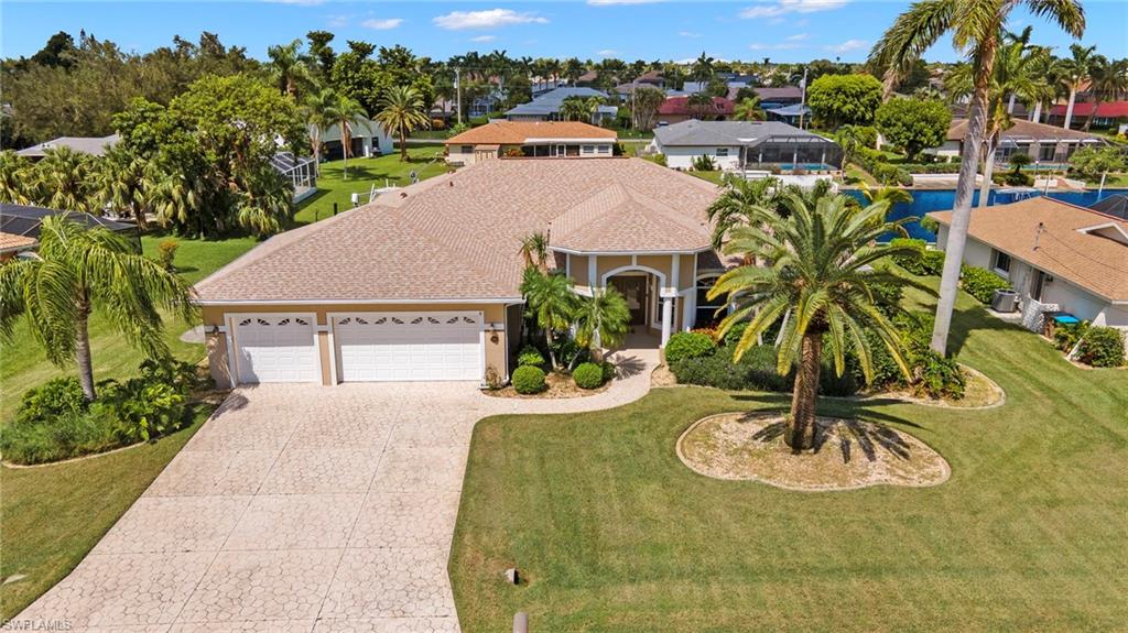 Aerial view Front of house