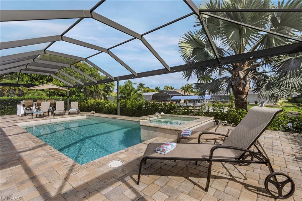 Pool & Spa