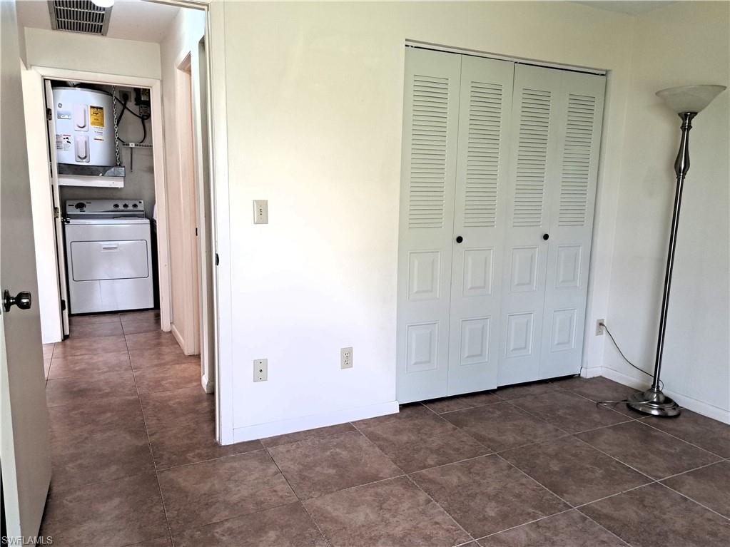 10525 Putnam CT photo 14