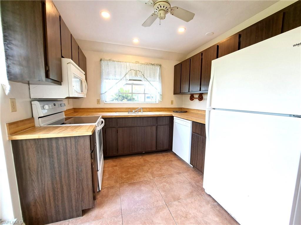 10525 Putnam CT photo 8