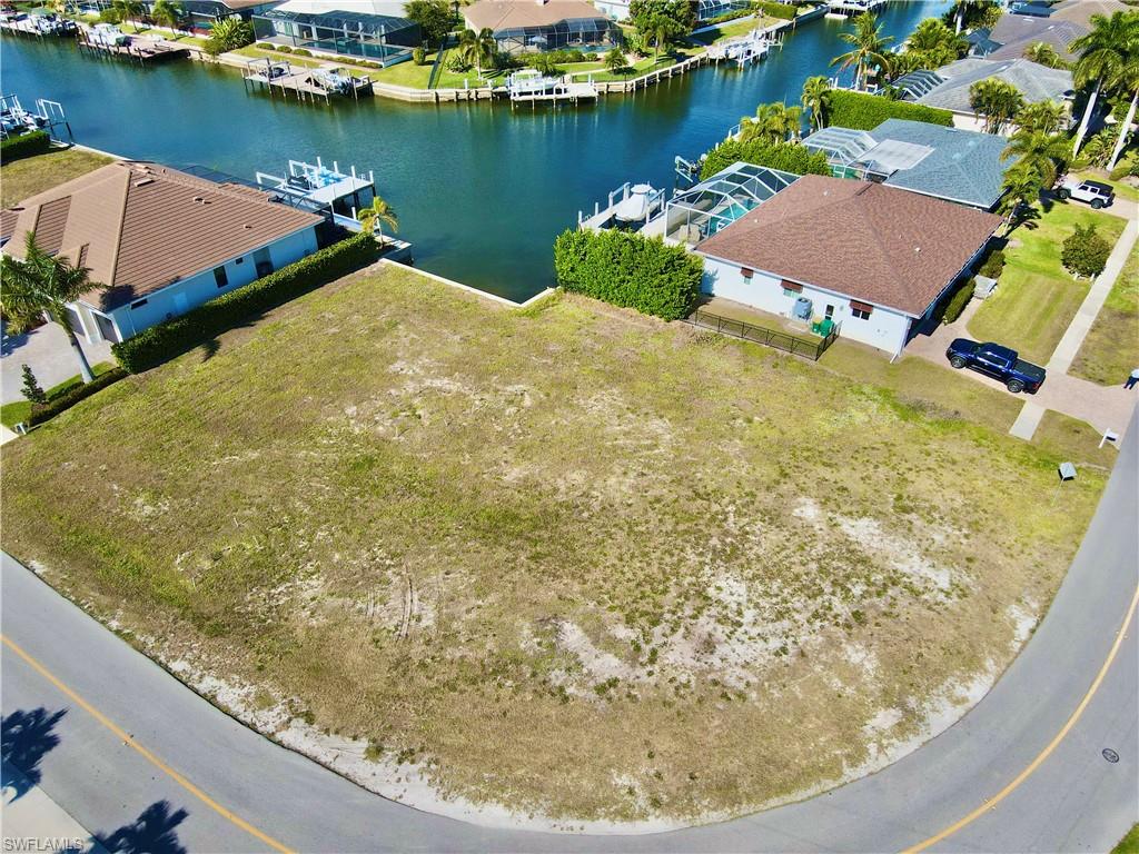 1540 Buccaneer CT