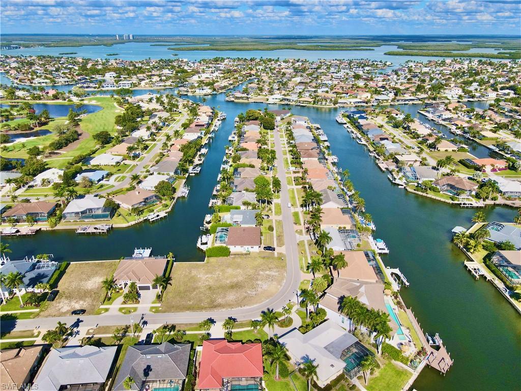 1540 Buccaneer CT photo 12