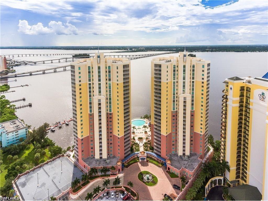 Great Location a few blocks from River District
