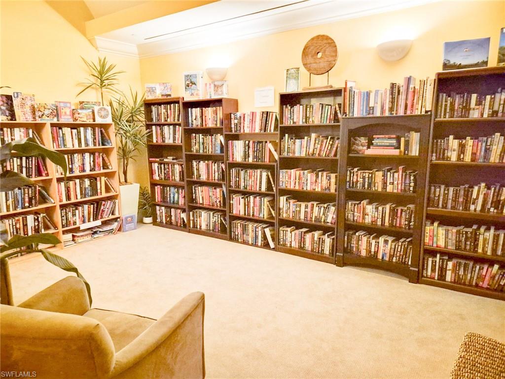 Library / Game room in Lobby area