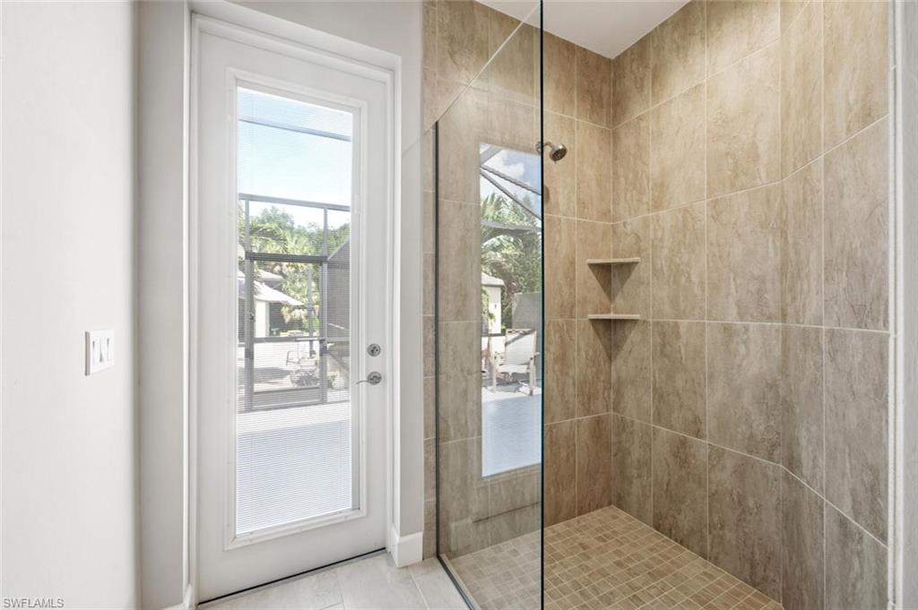 Guest 1 and Pool bath shower