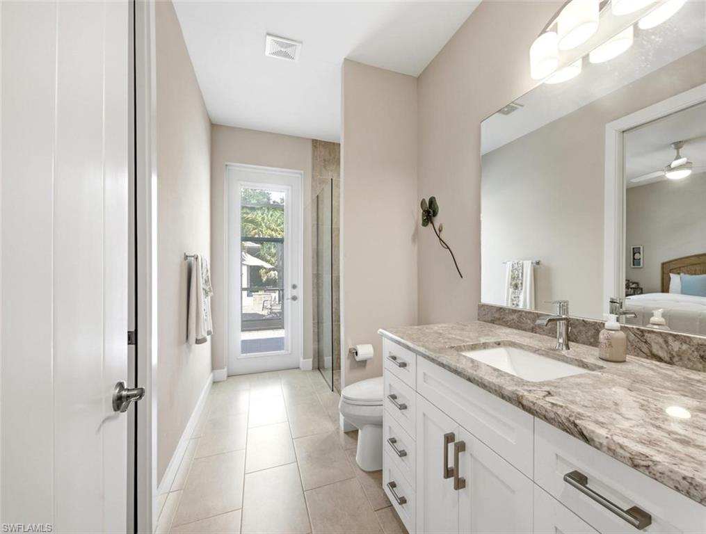 Ensuite & Pool Bath