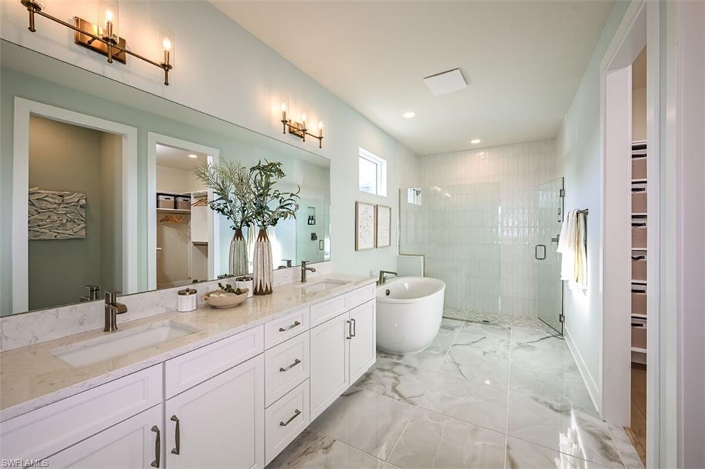 Primary Bath-Pictures are of Model Home for representational purposes only.