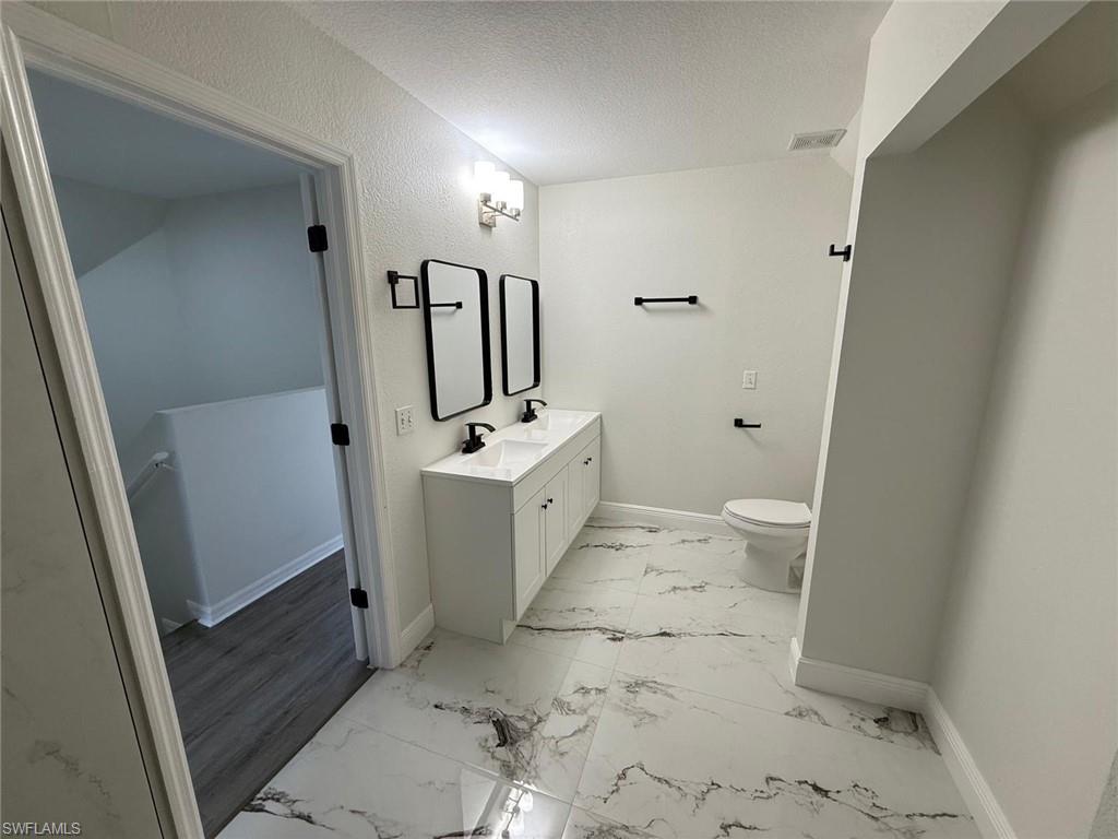5248 Confederate DR photo 13