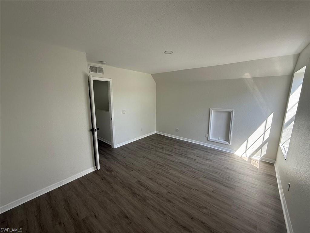 5248 Confederate DR photo 17