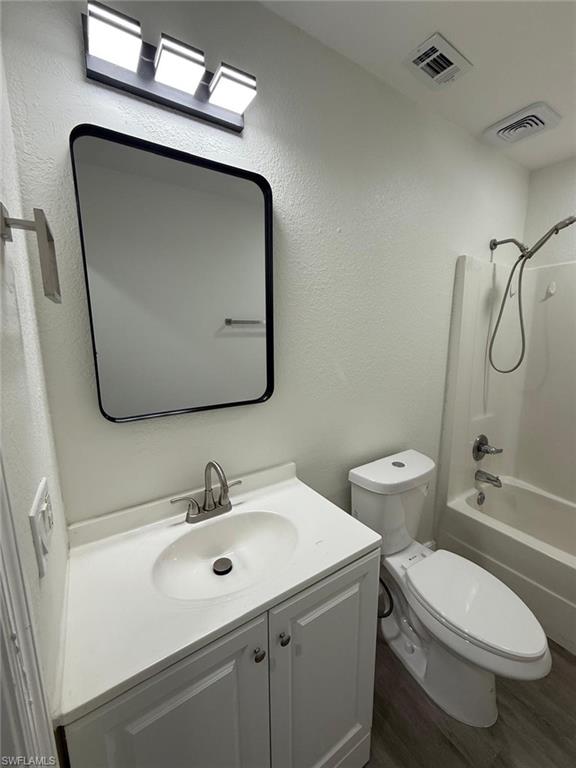5248 Confederate DR photo 19