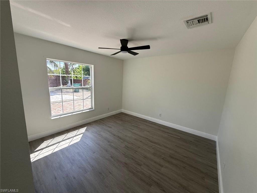 5248 Confederate DR photo 21
