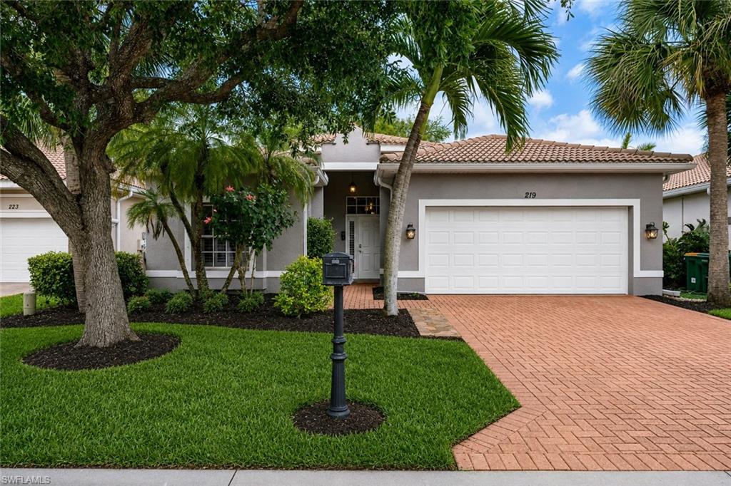 219 Glen Eagle CIR