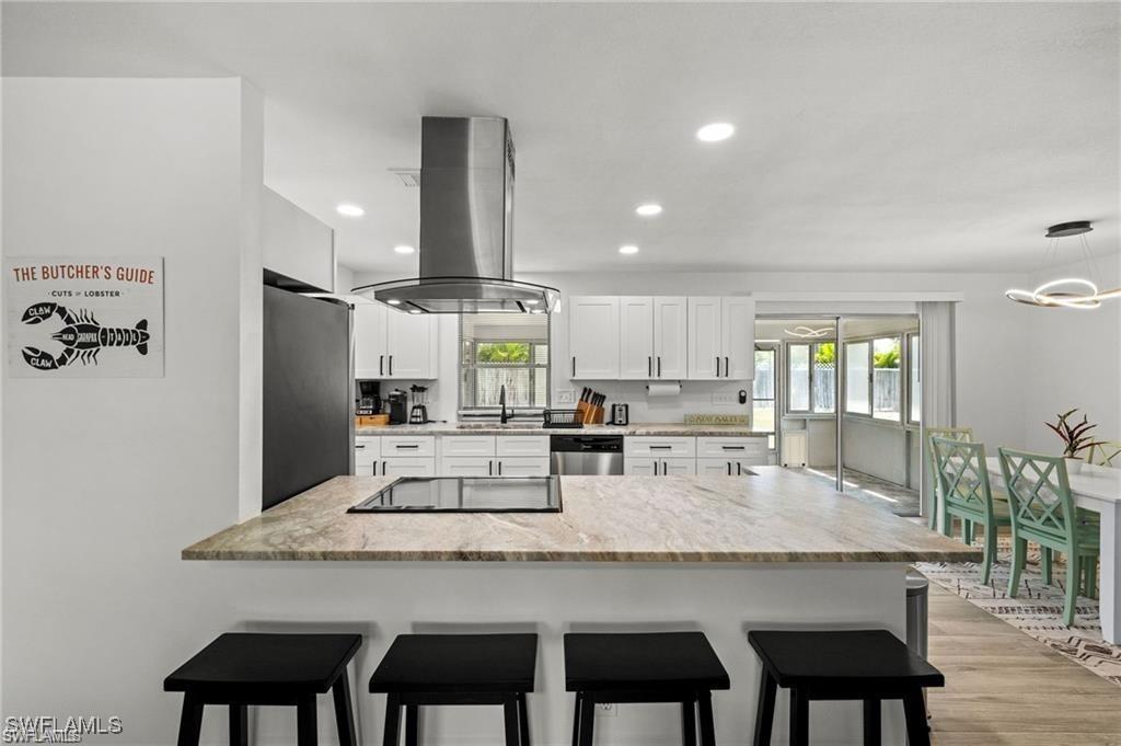 223 SE 45th ST