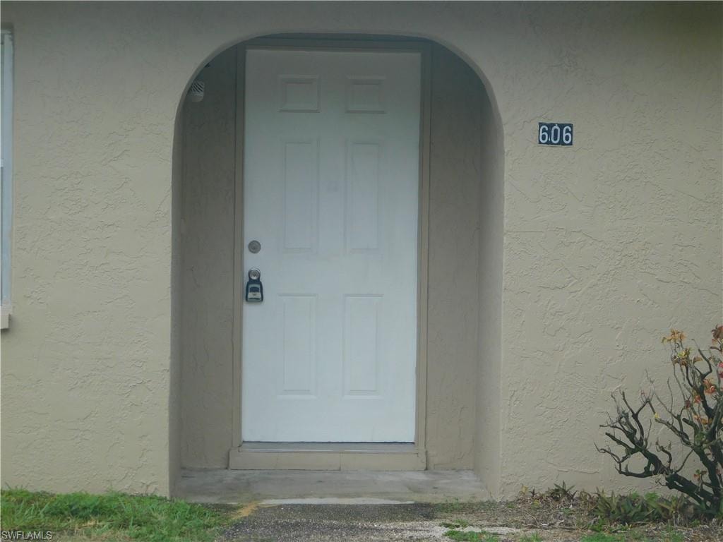 Covered Entry way