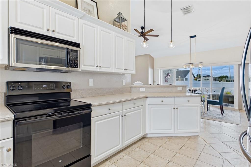 2658 SW 31st LN photo 21