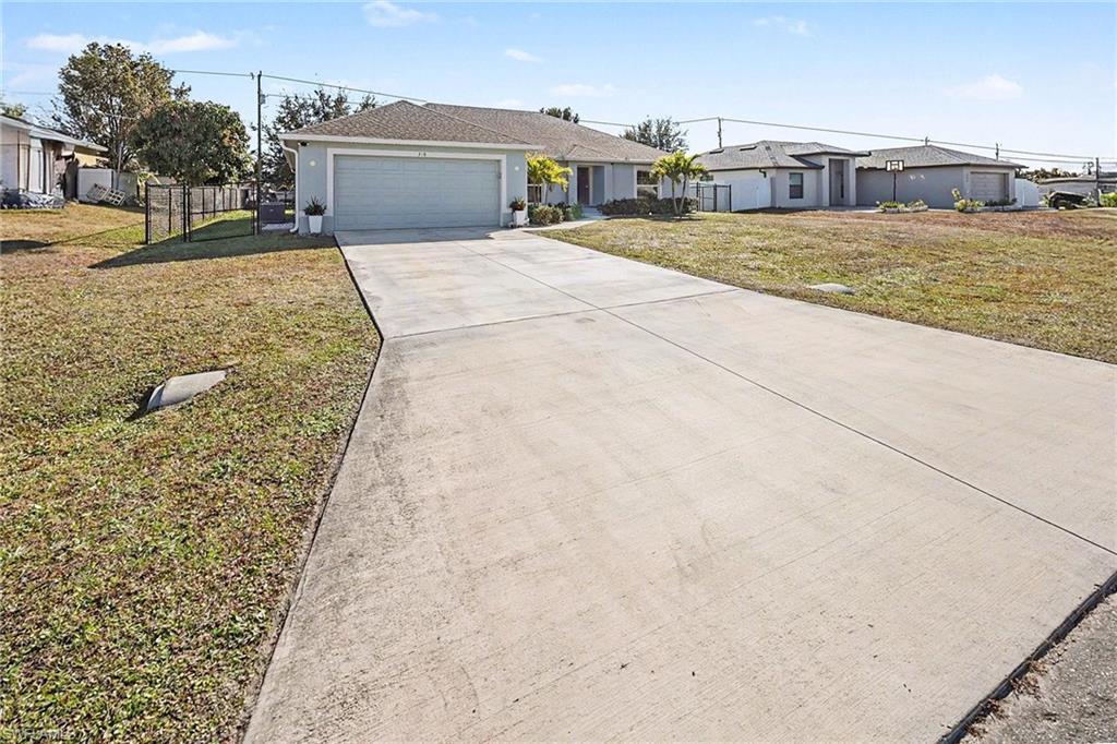 318 NW 4th ST