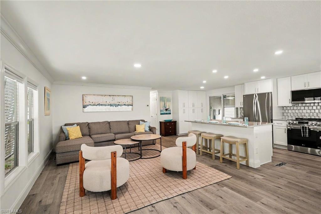 11181 Azalea LN photo 6