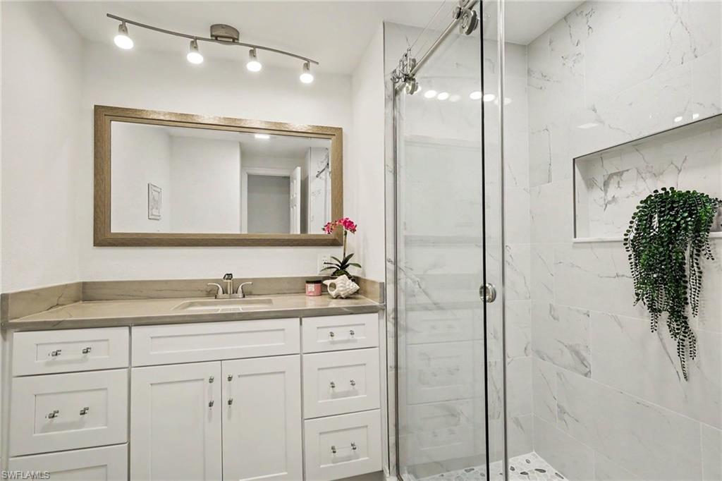 11181 Azalea LN photo 20