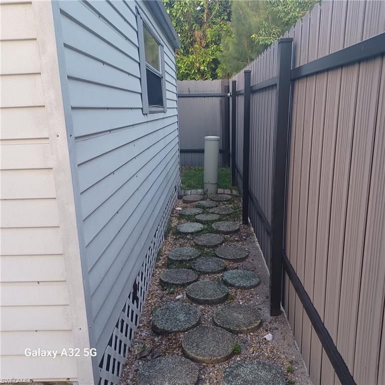 2324 Caladium RD photo 32