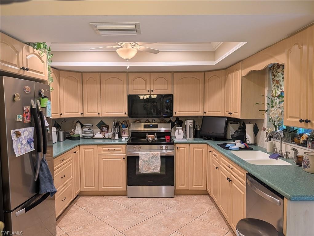 2324 Caladium RD photo 10