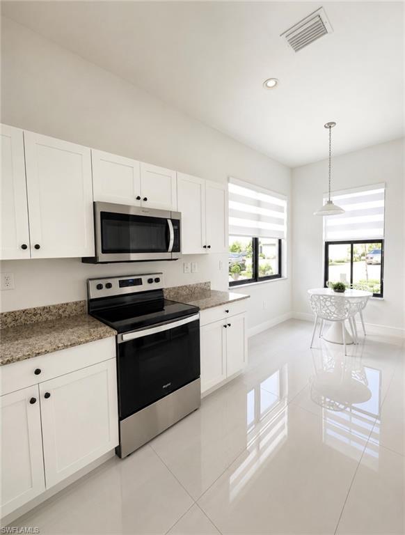 5487 Cassidy LN