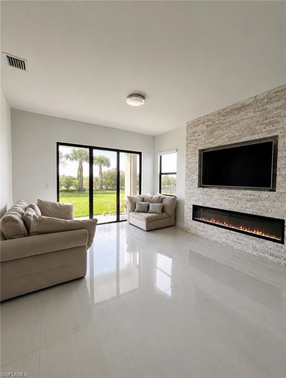 5487 Cassidy LN photo 8