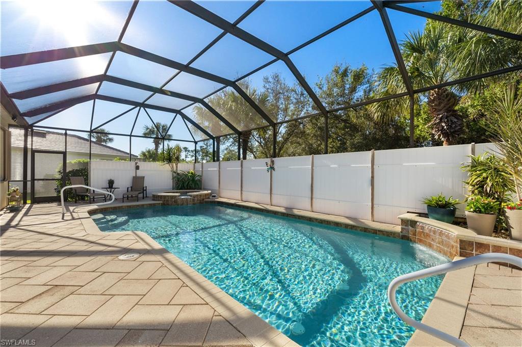 8872 King Henry CT