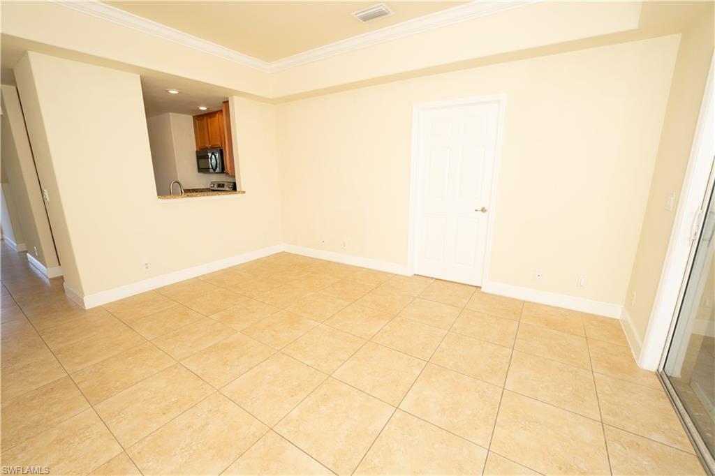 325/327 SE 23rd AVE