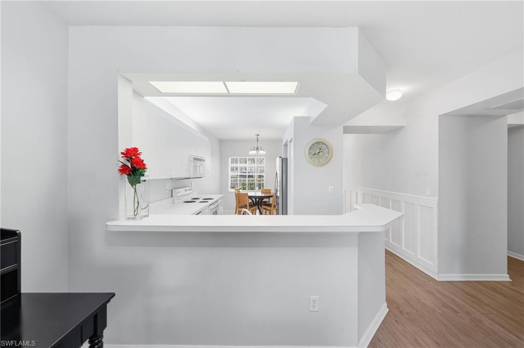 7577 Silver Trumpet LN 103 photo 9
