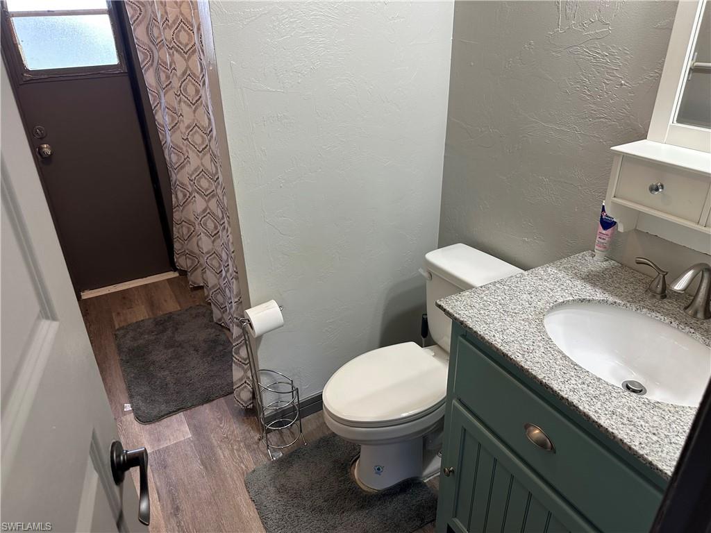 Secondary Bathroom.